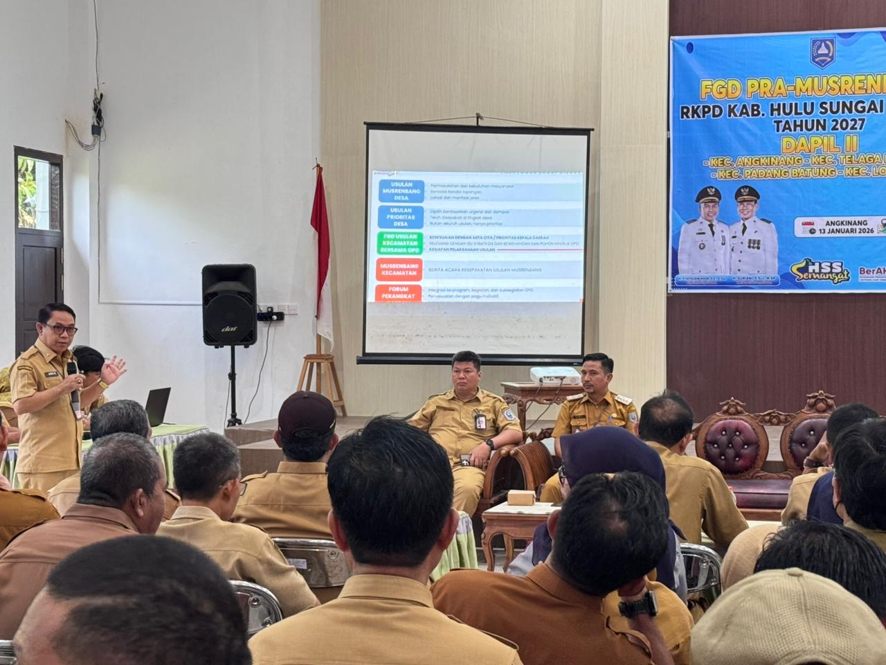 Pelaksanaan FGD Usulan Kecamatan wilayah DAPIL II di Kecamatan Angkinang